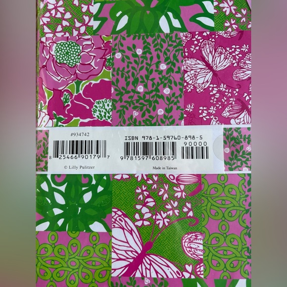 NWT Lilly Pulitzer Magnetic Personality Board 6 Magnets 18”x12” - Picture 4 of 8